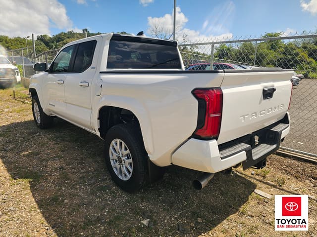 Toyota Tacoma 2WD SR5 2026