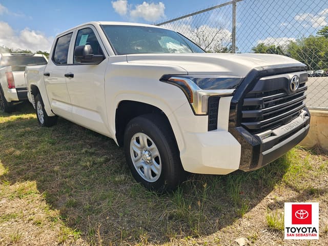Toyota Tundra 4WD SR 2026