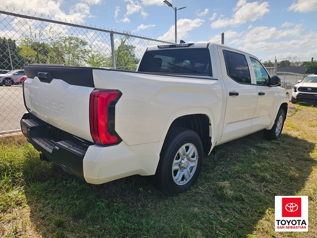 Toyota Tundra 4WD SR 2026