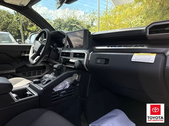 Toyota Tacoma 2WD SR5 2026