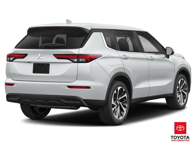Mitsubishi Outlander ES 2023