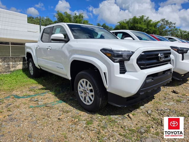 Toyota Tacoma 2WD SR5 2026