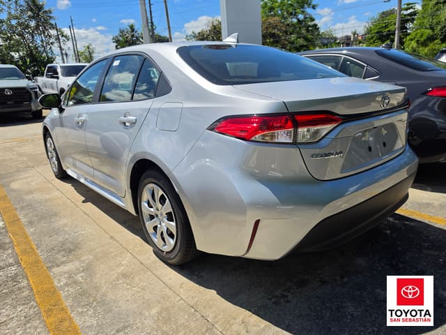 Toyota Corolla LE 2026