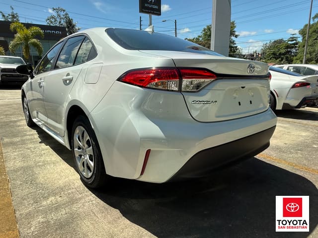 Toyota Corolla LE 2026