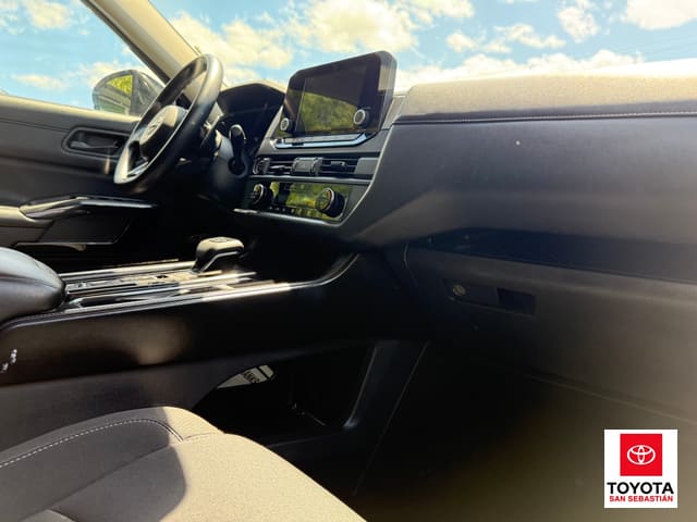 Nissan Pathfinder S 2024