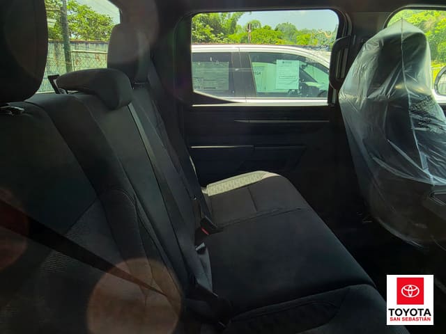 Toyota Tundra 4WD SR 2026