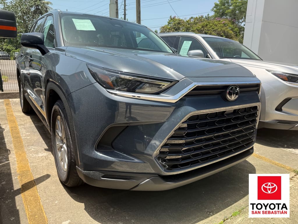 2026 Toyota Grand Highlander XLE FWD's photo
