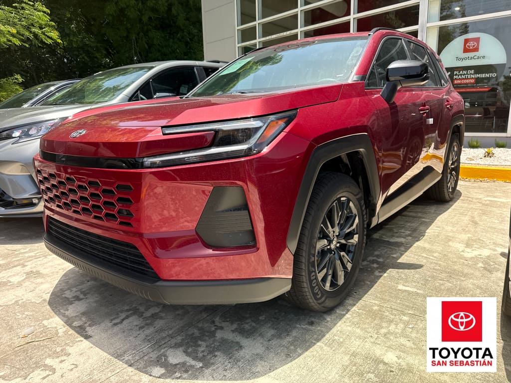 2026 Toyota RAV4 Hybrid XLE Premium FWD's photo