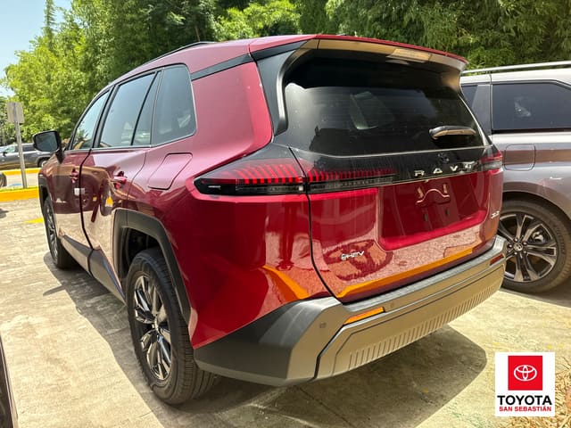 Toyota RAV4 XLE Premium 2026