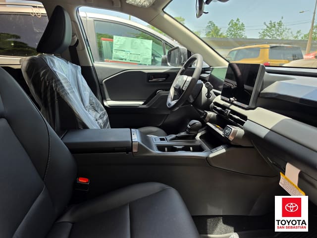 Toyota RAV4 XLE Premium 2026