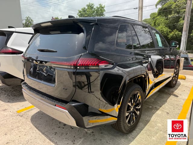 Toyota RAV4 SE 2026