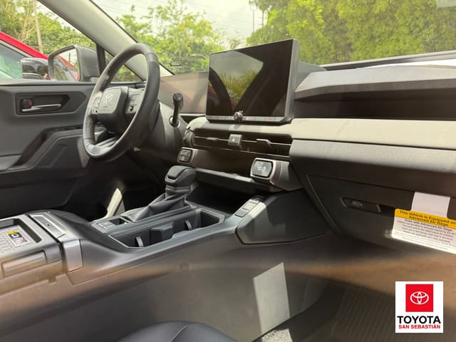 Toyota RAV4 XLE Premium 2026
