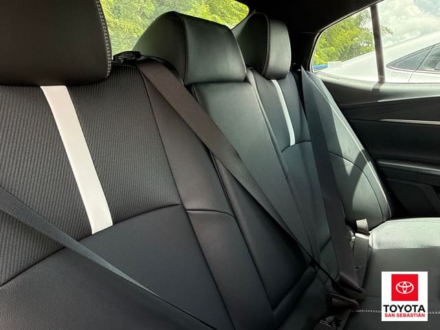 Toyota Camry SE 2026
