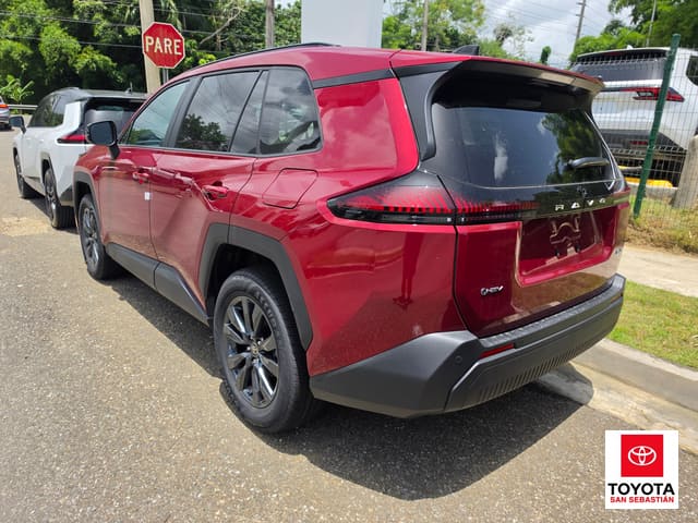 Toyota RAV4 XLE Premium 2026