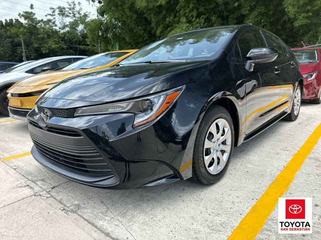 Toyota Corolla LE 2026