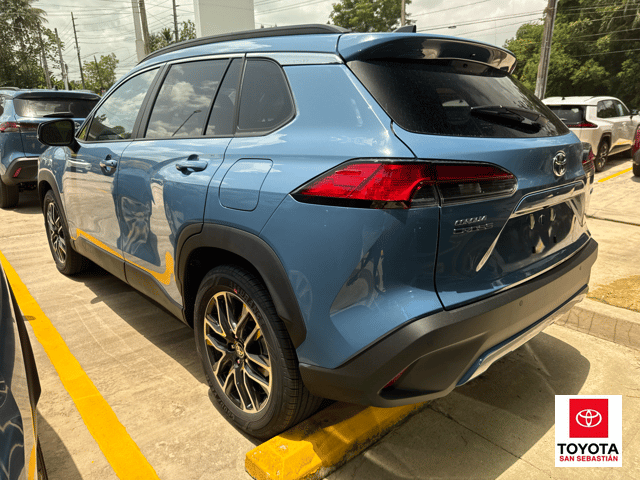 Toyota Corolla Cross XLE 2026