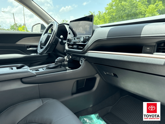 Toyota Grand Highlander LE 2026