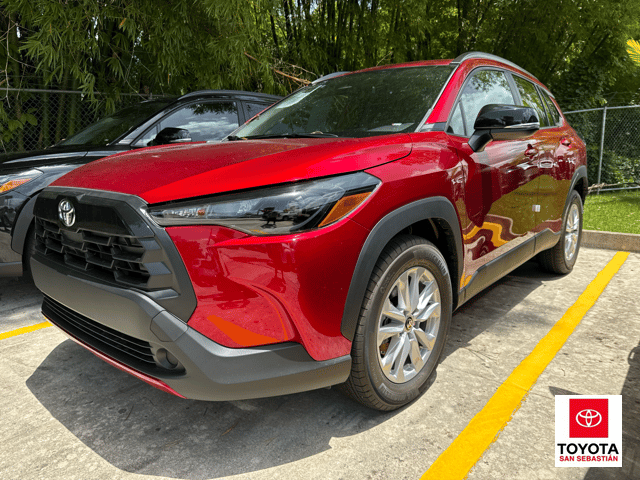 Toyota Corolla Cross LE 2026
