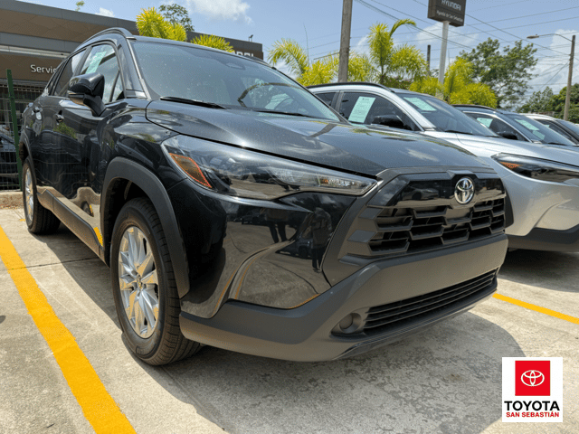 Toyota Corolla Cross LE 2026