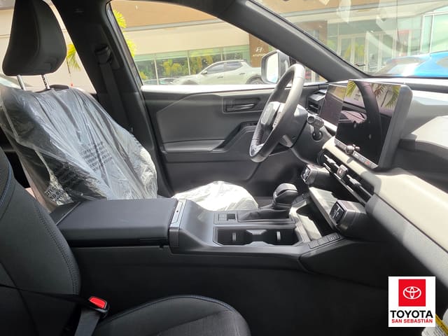 Toyota RAV4 SE 2026