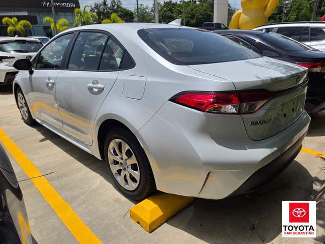 Toyota Corolla LE 2026