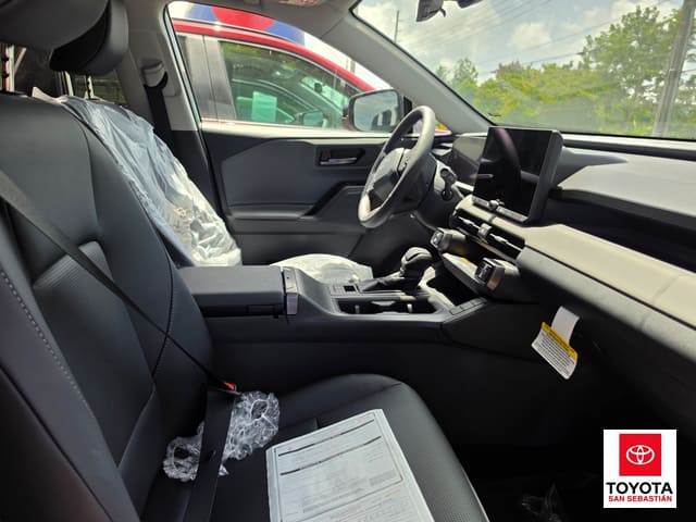 Toyota RAV4 XLE Premium 2026