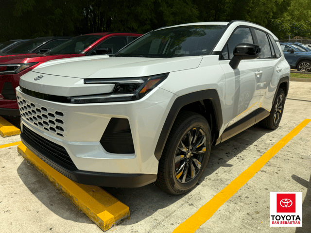 Toyota RAV4 XLE Premium 2026