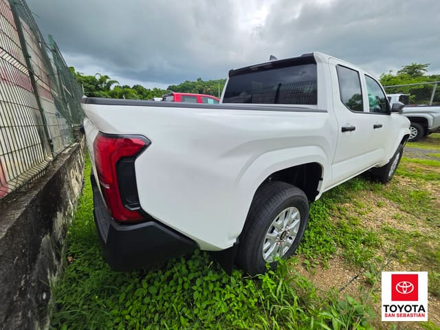 Toyota Tacoma 4WD SR 2026