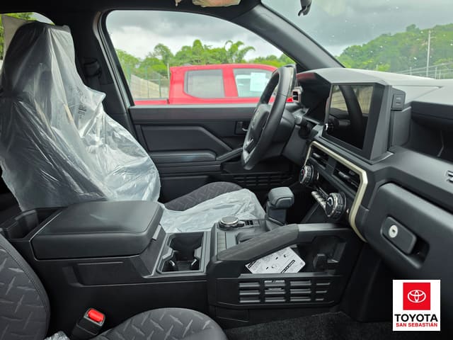 Toyota Tacoma 4WD SR 2026