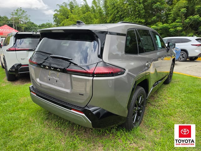 Toyota RAV4 SE 2026
