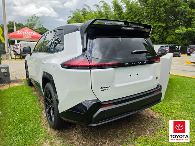 Toyota RAV4 Plug-In Hybrid GR Sport 2026