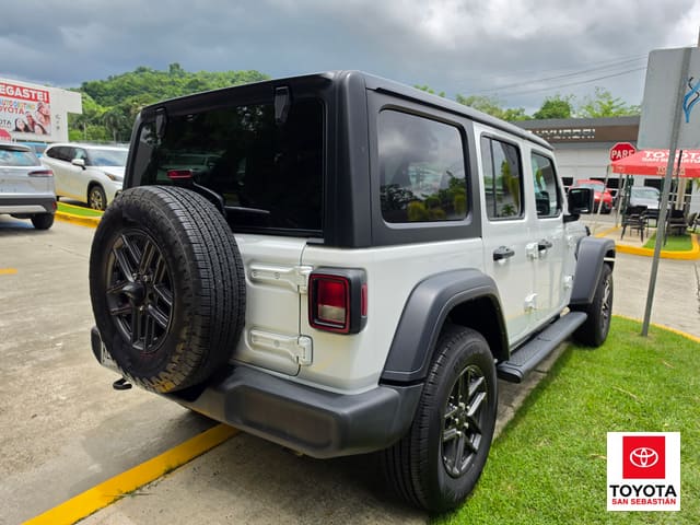 Jeep Wrangler Sport S 2024