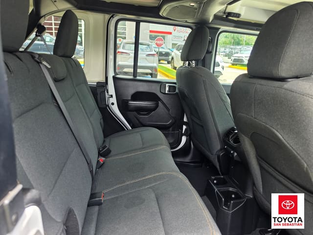 Jeep Wrangler Sport S 2024