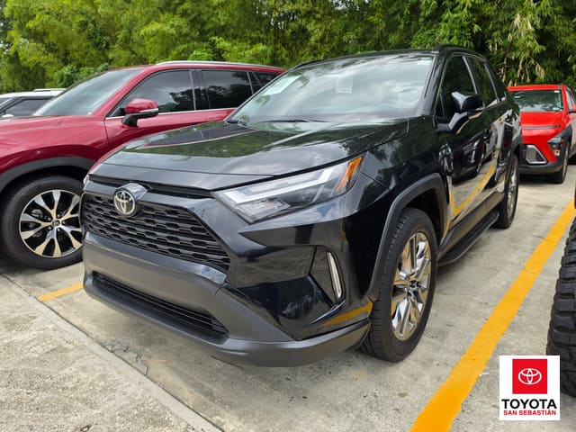 Toyota RAV4 XLE Premium 2023