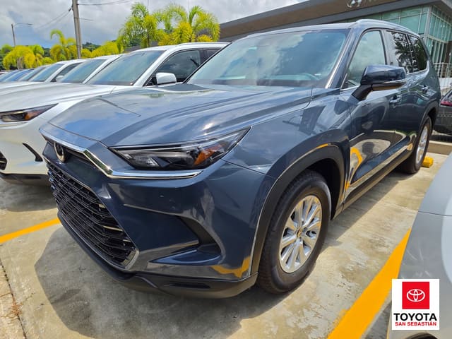 Toyota Grand Highlander XLE 2026