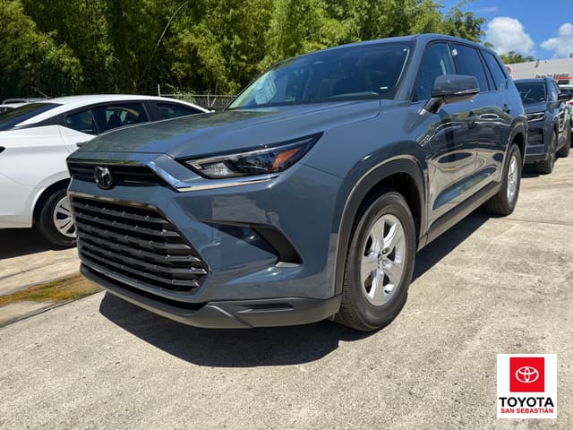 Toyota Grand Highlander LE 2026