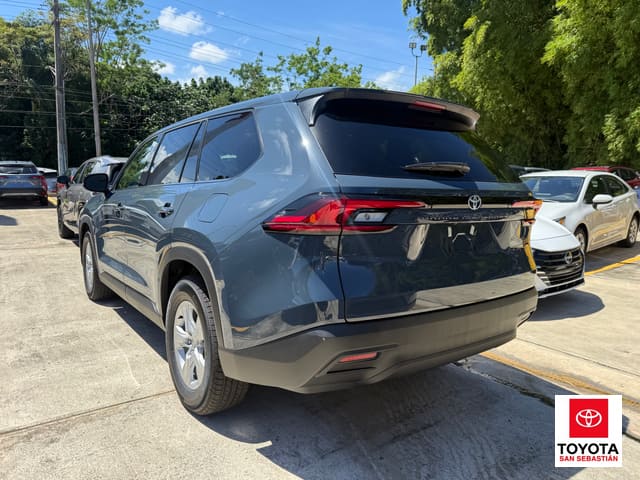 Toyota Grand Highlander LE 2026