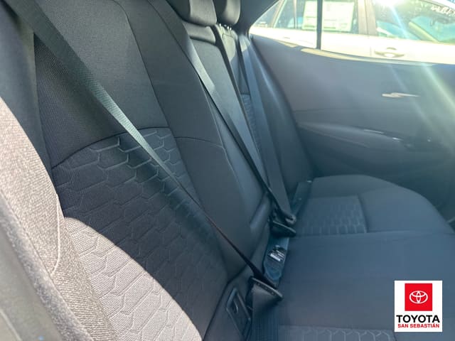 Toyota Corolla Hatchback SE 2027