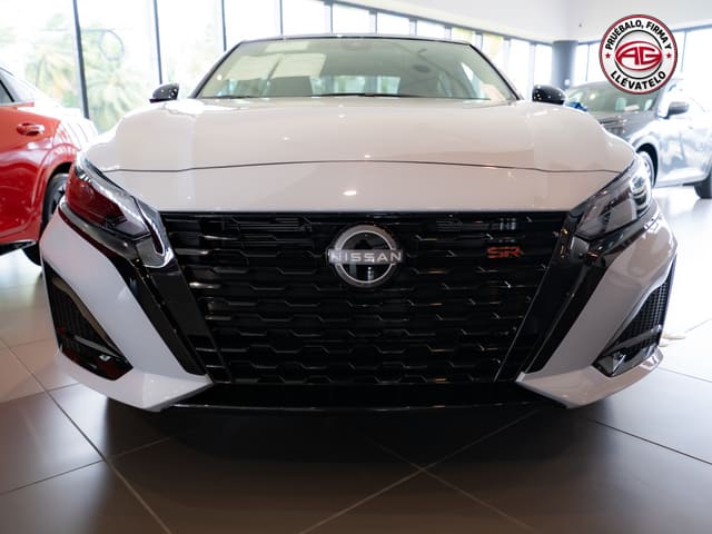 2026 Nissan Altima SR