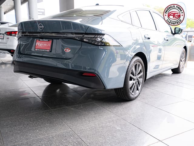2026 Nissan Sentra SL