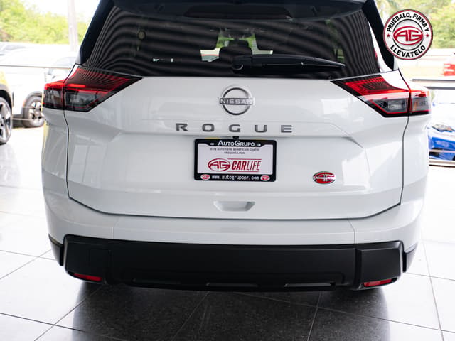 2026 Nissan Rogue SV