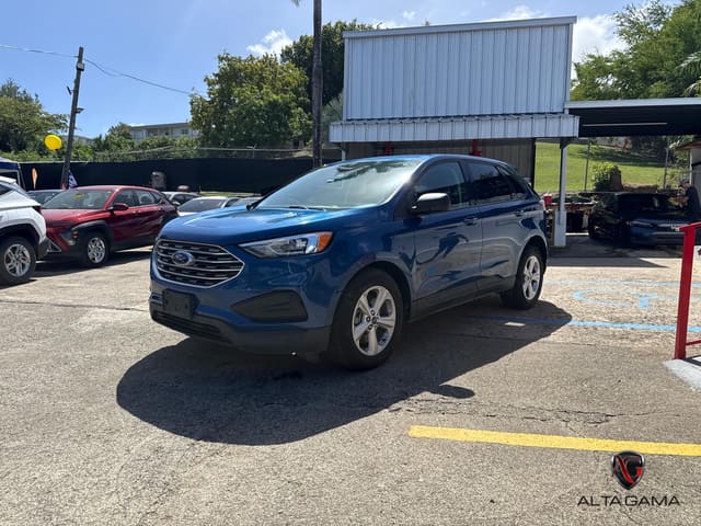 2022 Ford Edge SE
