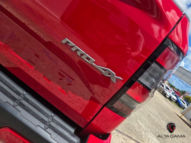2023 Nissan Frontier S