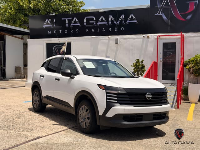 2025 Nissan Kicks S