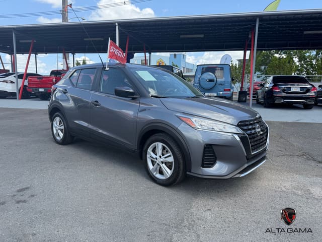 2023 Nissan Kicks S