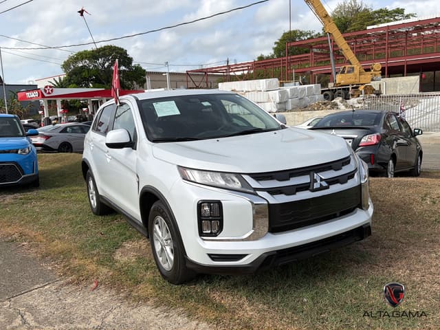 2023 Mitsubishi Outlander Sport ES