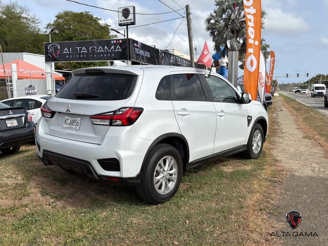 2023 Mitsubishi Outlander Sport ES
