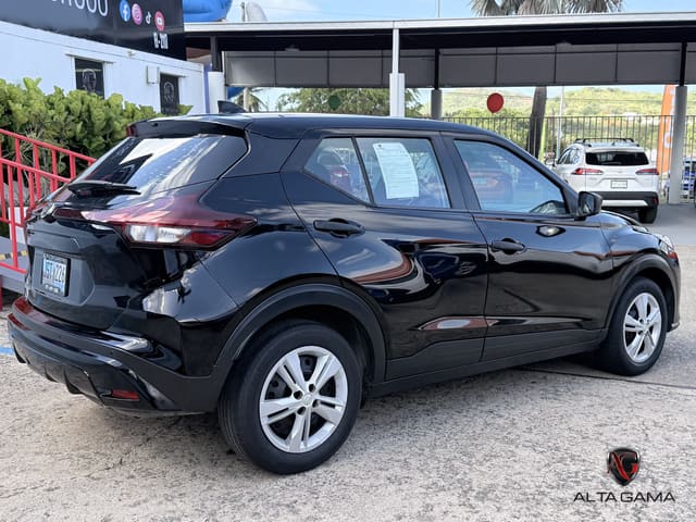 2021 Nissan Kicks S