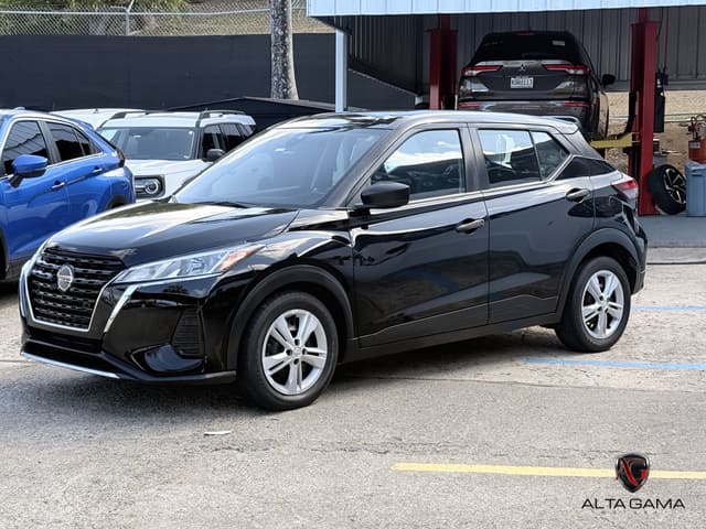 2021 Nissan Kicks S