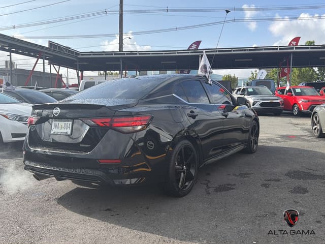 2022 Nissan Sentra SR